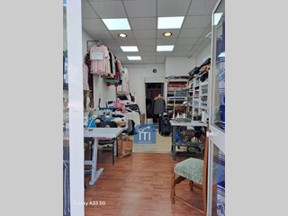 Attività commerciale in Vendita a Roma, 18'000€, 35 m²