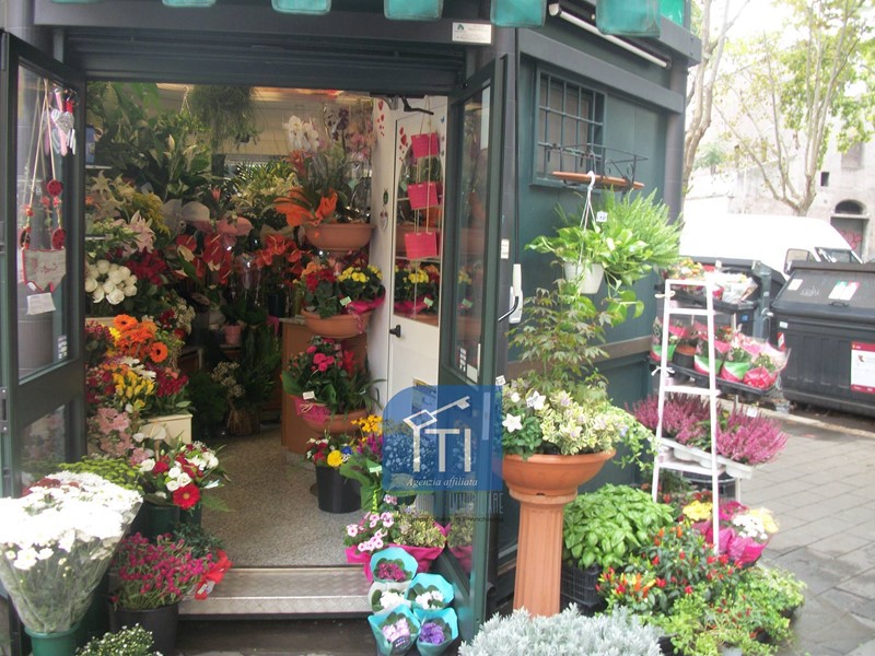 Attività commerciale in Vendita a Roma, 79'000&euro;, 19 m²