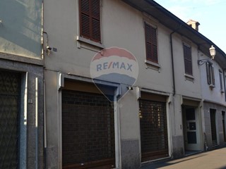 Immobile commerciale in Vendita a Caravaggio, 69'000€, 90 m²