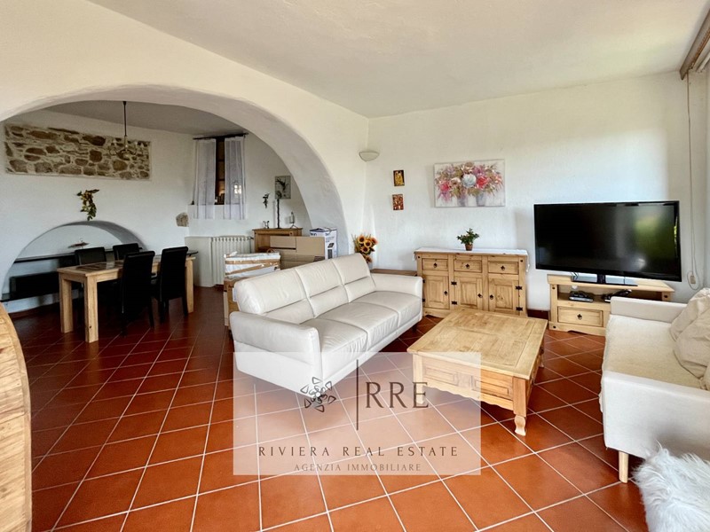 Quadrilocale in Vendita a Villanova d'Albenga, 135'000€, 75 m²