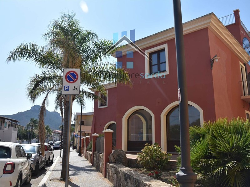 Immobile commerciale in Vendita a Golfo Aranci, 37 m²