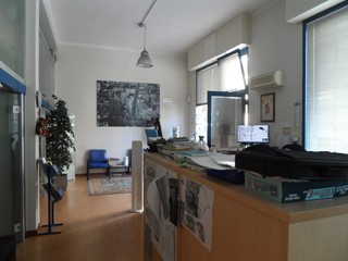 Ufficio in Vendita a San Benedetto del Tronto, 180'000€, 150 m²