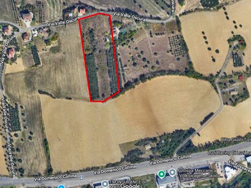 Rustico in Vendita a Porto San Giorgio, 300 m²