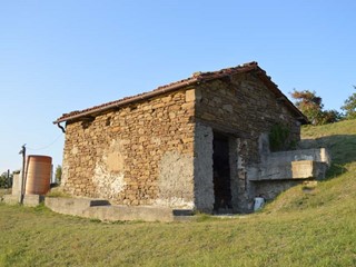 Rustico in Vendita a Piana Crixia, 30'000€, 20 m²