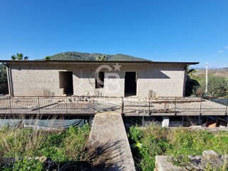 Casa Semi Indipendente in Vendita a Montecorice, 160'000€, 160 m²