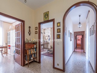 Appartamento in Vendita a Brindisi, 147'000€, 147 m²