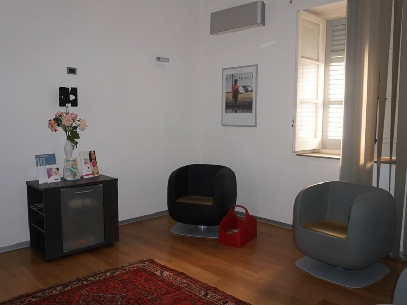 Appartamento in Vendita a Castelvetrano, 68'000&euro;, 145 m²