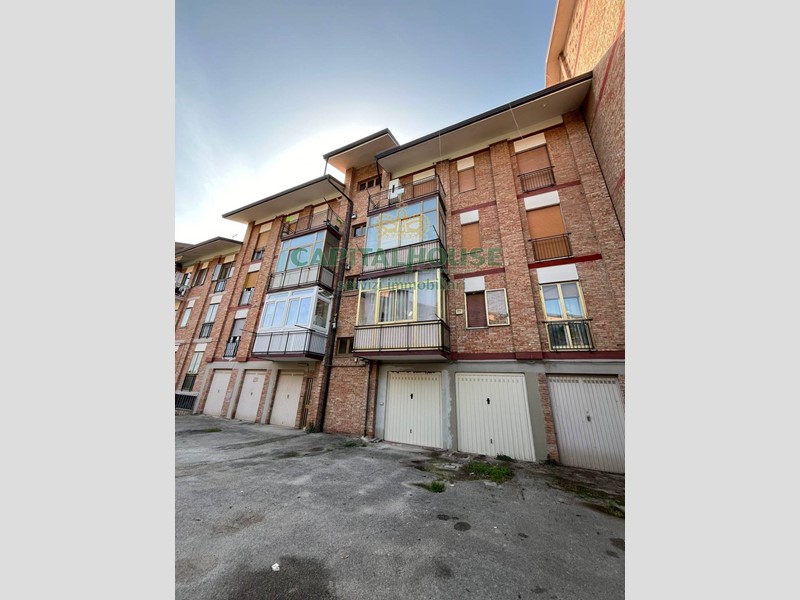 Trilocale in Vendita a Avellino, 55'000&euro;, 85 m²