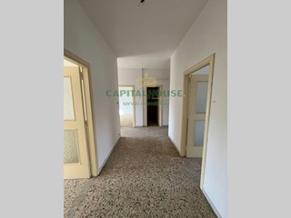 Trilocale in Vendita a Avellino, 55'000&euro;, 85 m²