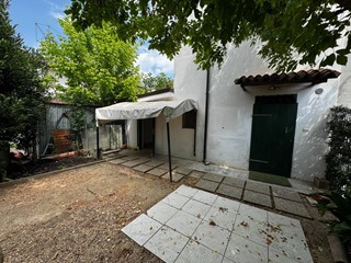 Villetta a schiera in Vendita a San Felice sul Panaro, 90'000€, 65 m²