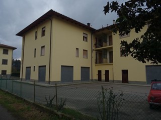 Magazzino in Vendita a Poppi, 150'000&euro;, 470 m²