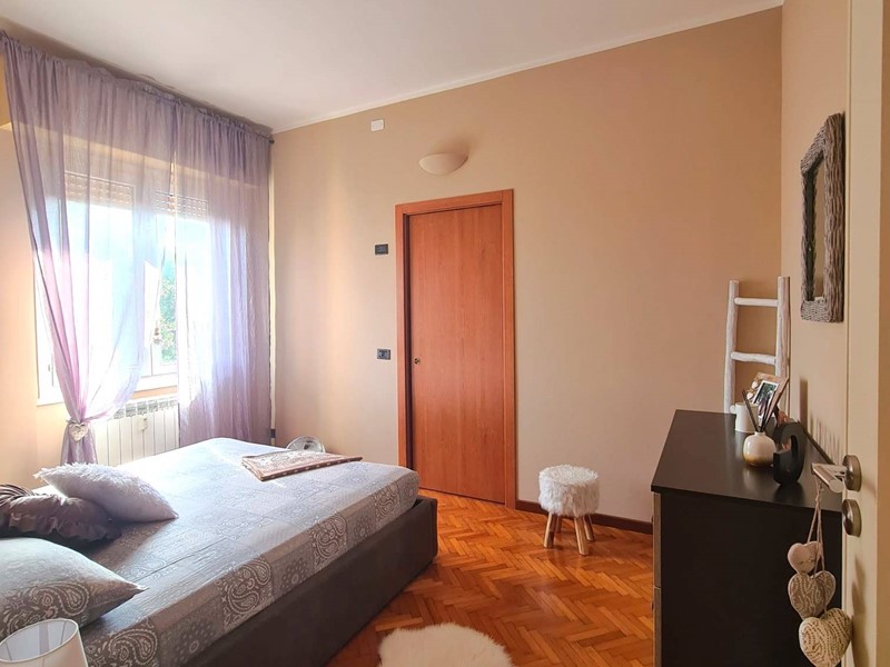 Appartamento in Vendita a Genova, 89'000€, 78 m²