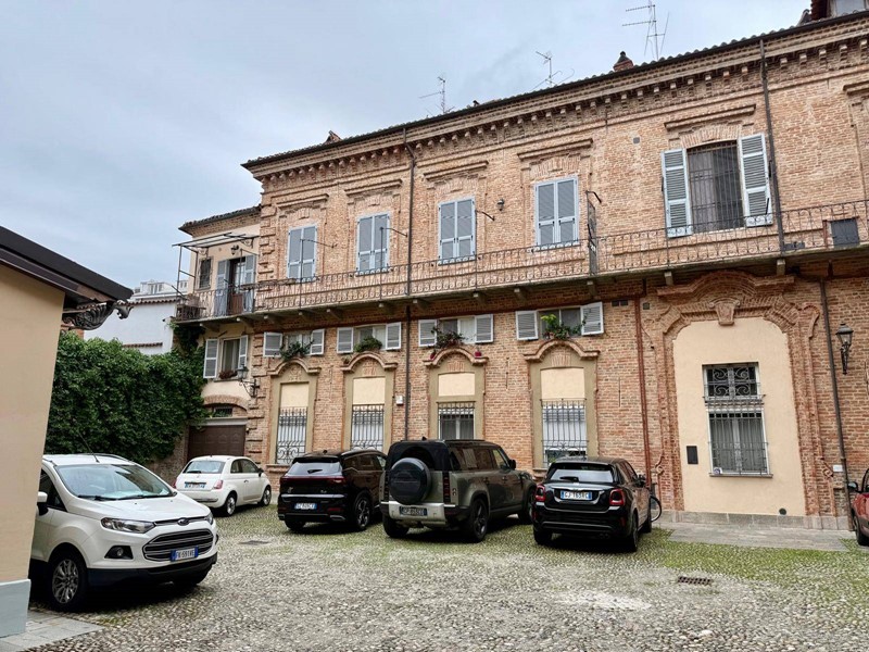 Appartamento in Vendita a Alessandria, 155'000€, 100 m²
