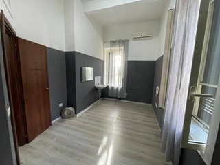 Ufficio in Affitto a Ottaviano, 450€, 35 m²