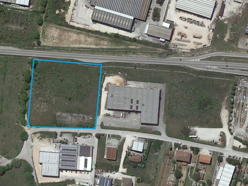 Terreno edificabile in Vendita a Fossato di Vico, 175'000€, 8100 m²
