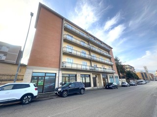 Appartamento in Vendita a Fabriano, 78'000€, 110 m²