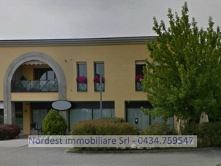 Negozio in Affitto a Gaiarine, 315 m²