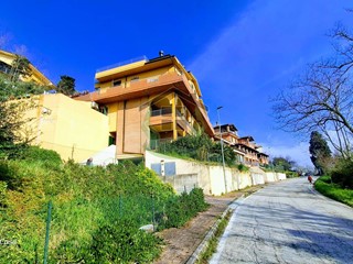 Bilocale in Vendita a Mombaroccio, 88'000€, 88 m²