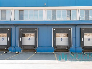 Capannone in Affitto a Nogarole Rocca, 10004 m²