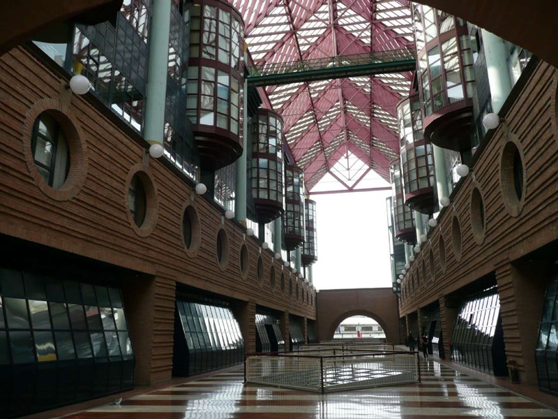 Ufficio in Affitto a Torino, 1'250€, 200 m²