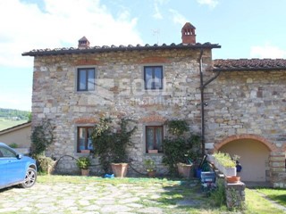 Rustico in Vendita a Pontassieve, 690'000€, 320 m²