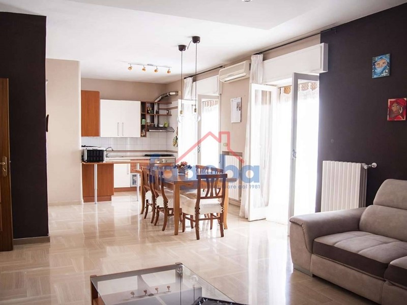 Trilocale in Vendita a Trani, 169'000&euro;, 90 m²