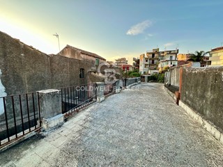 Casa Indipendente in Vendita a Acireale, 58'000€, 140 m²