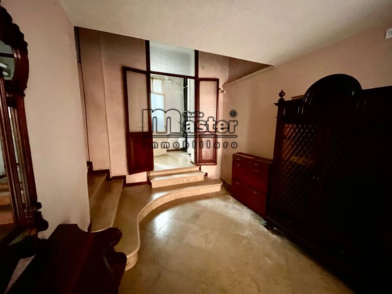 Appartamento in Vendita a Treviso, 790'000€, 250 m²