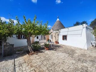 Villa in Vendita a Martina Franca, 420'000€, 300 m²