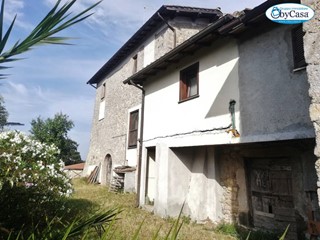 Magazzino in Vendita a Canale Monterano, 8'000€, 31 m²