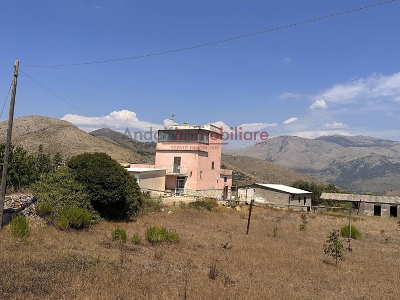 Casa Indipendente in Vendita a Gaeta, 365'000€, 125 m²