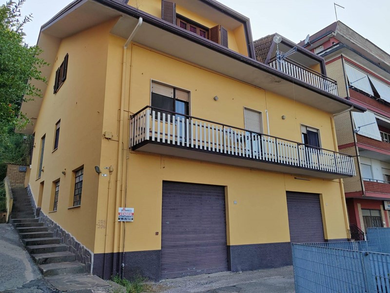 Quadrilocale in Vendita a Ceccano, 109'000€, 140 m²
