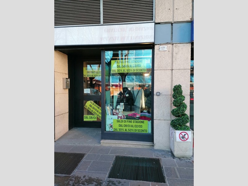 Immobile commerciale in Affitto a Lecco, 550€, 45 m²