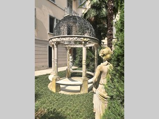 Appartamento in Vendita a Bergamo, 980'000€, 300 m²