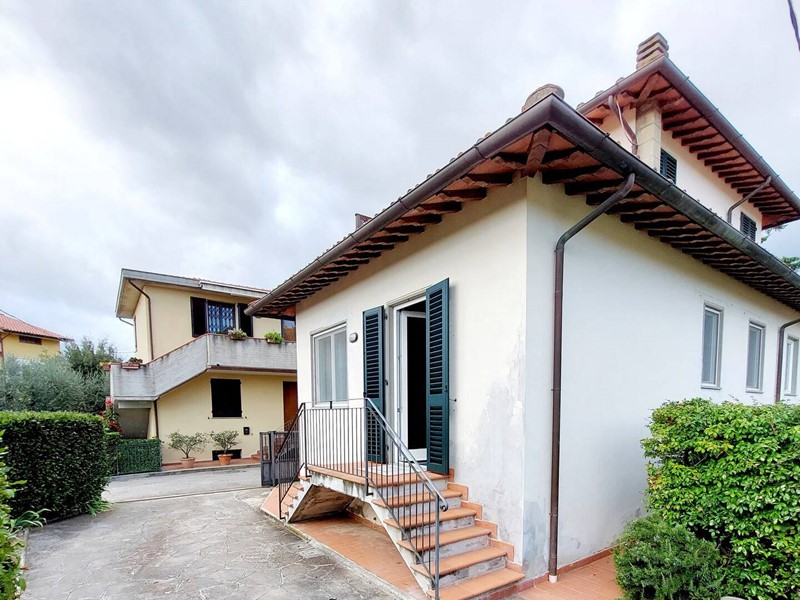 Villa in Vendita a Montespertoli, 429'000€, 200 m²