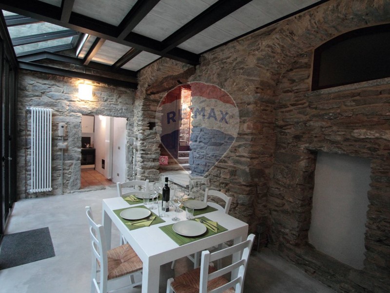 Rustico in Vendita a Oggebbio, 249'000€, 135 m²