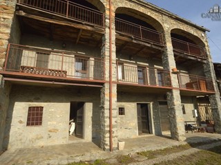 Casa Indipendente in Vendita a Andrate, 38'000€, 52 m²