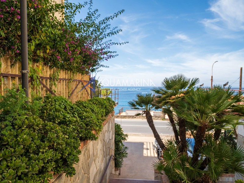 Quadrilocale in Vendita a Sanremo, 420'000€, 130 m²