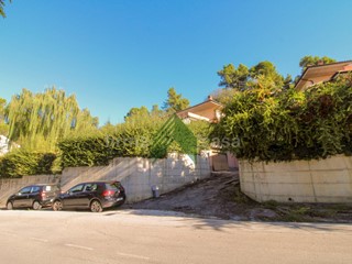 Quadrilocale in Vendita a Teramo, 140'000€, 180 m²