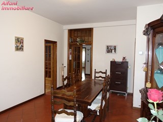 Appartamento in Vendita a Bibbiena, 170'000€, 120 m²