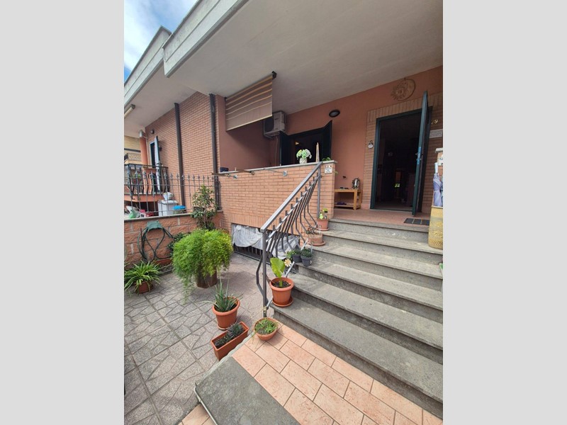Villetta a schiera in Vendita a Roma, 269'000&euro;, 110 m²