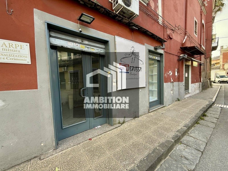 Immobile commerciale in Affitto a Mugnano di Napoli, 450€, 35 m²