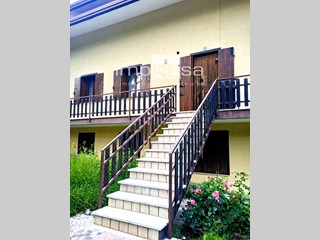 Trilocale in Vendita a Valbrenta, 66'000&euro;, 64 m²