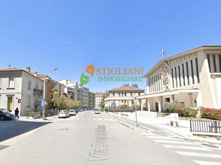 Immobile commerciale in Affitto a Campobasso, 1'200€, 120 m²