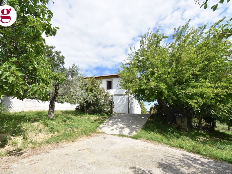 Casa Indipendente in Vendita a Vasto, 119'000&euro;, 130 m²