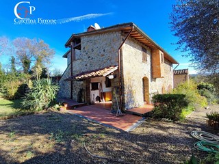 Rustico in Vendita a Greve in Chianti, 750'000€, 300 m²