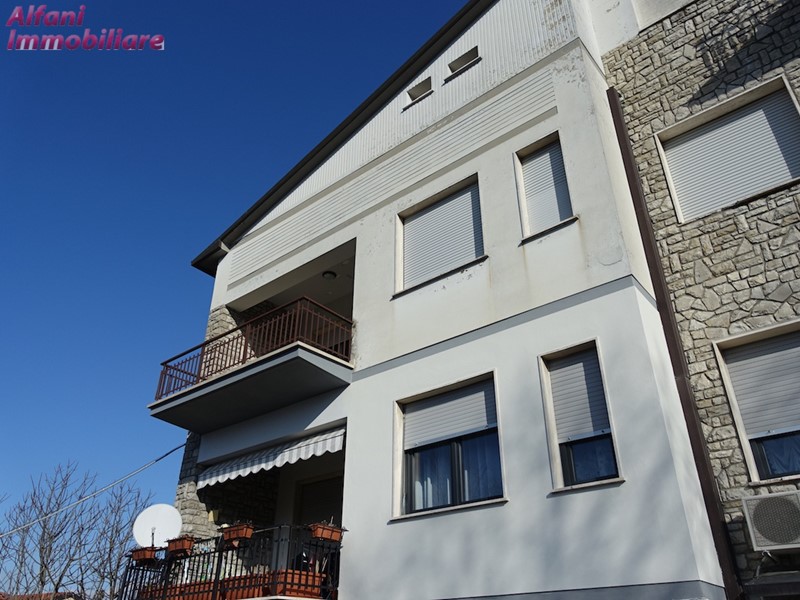 Trilocale in Vendita a Bibbiena, 120'000€, 120 m²