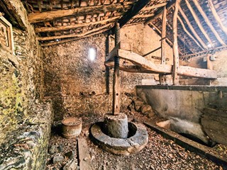 Rustico in Vendita a Linguaglossa, 75'000€, 90 m²