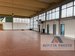 Attività commerciale in Affitto a Cerreto Guidi, 5'500€, 1000 m²