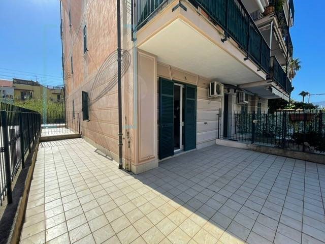 Ufficio in Vendita a Ceriale, 90'000€, 25 m²